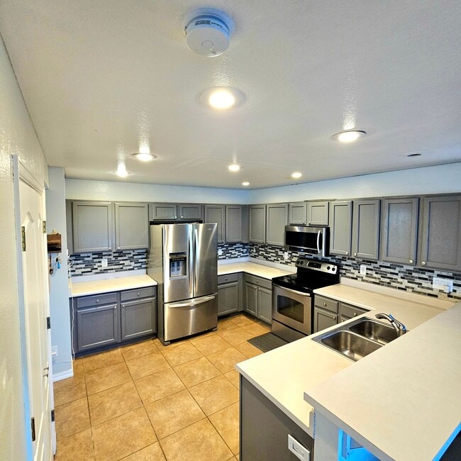 Foto del edificio - 4905 Copen Dr