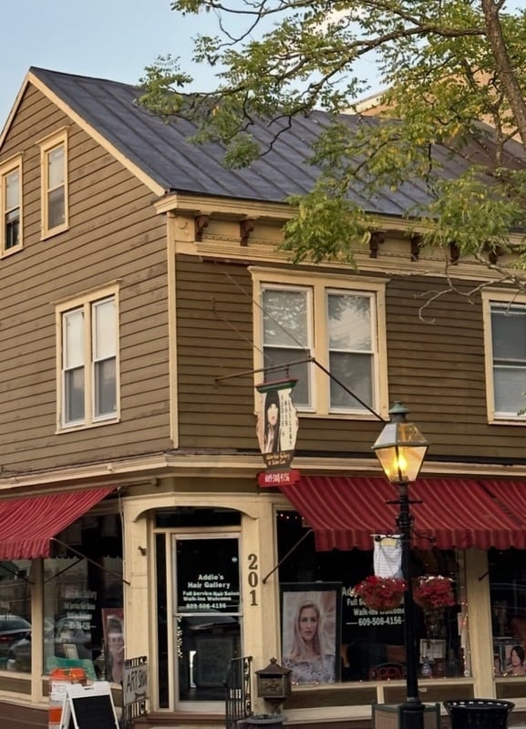 Primary Photo - 201 Farnsworth Ave