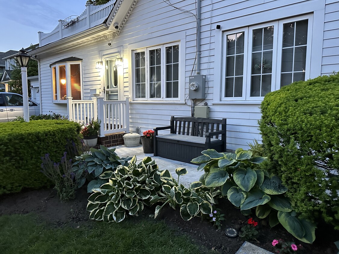 side Porch - 199 Tulip Ave