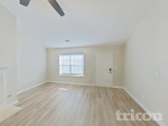 Building Photo - 177 Whetstone Way