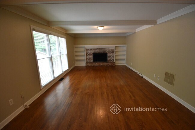 Foto del edificio - 512 Cherokee Mills Dr