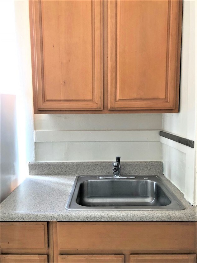 Building Photo - 134 Duboce Ave