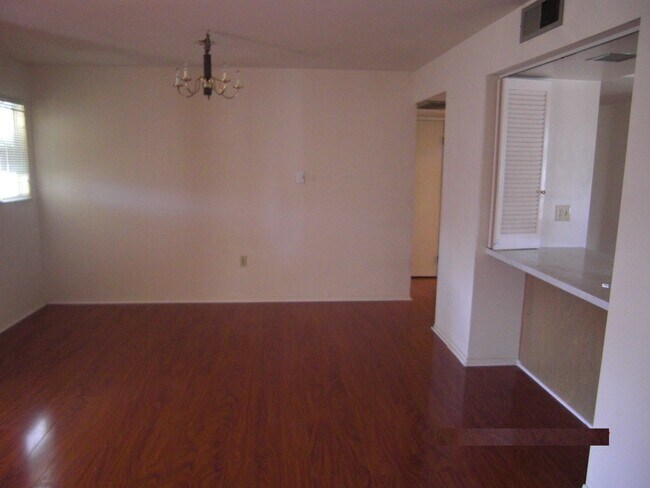 Foto del edificio - 28071 Pebble Beach Dr