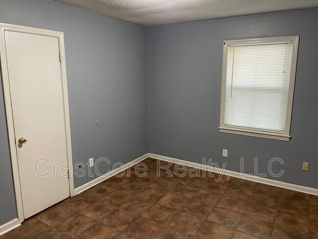 Building Photo - 2766 Normandy Cove