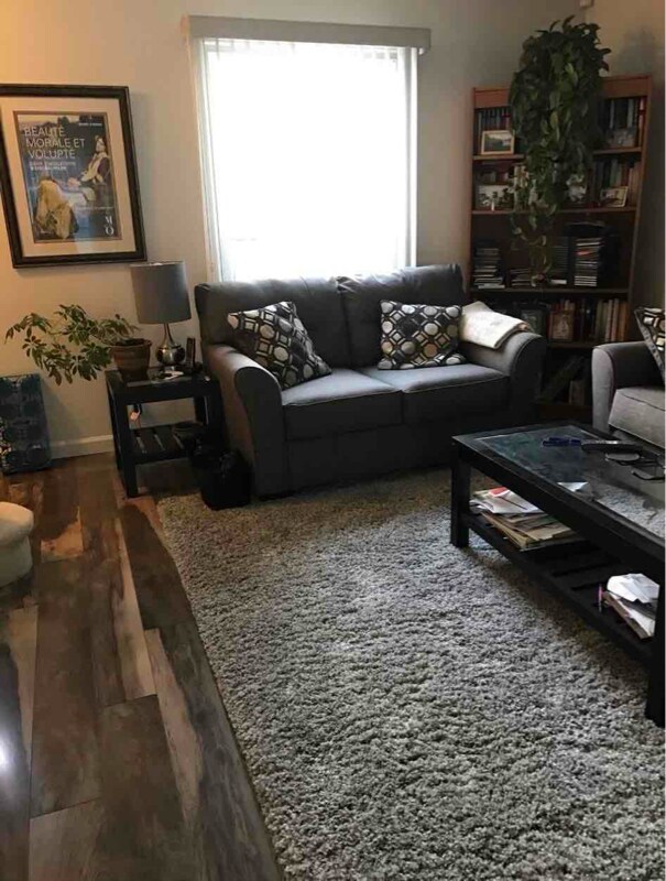 Foto del edificio - 18 Williamsburg Dr