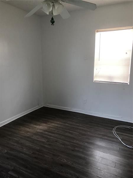 Foto del edificio - 4861 SW 26th Ave