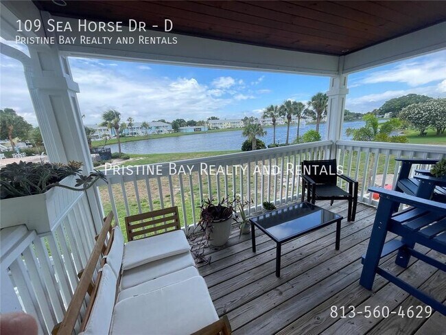 Foto del edificio - Gated 2 Bed/2 Bath Condo 3 miles from Down...