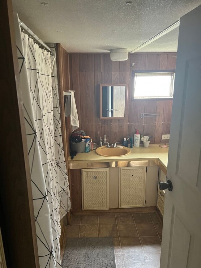 Foto del edificio - 12300 Phillips Ln