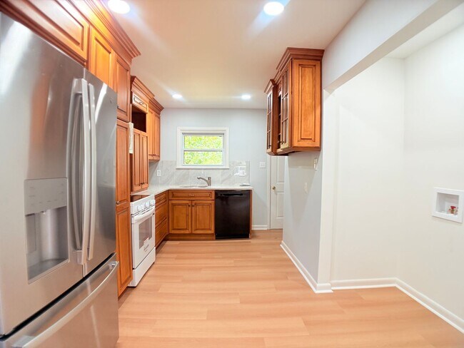 Foto del edificio - Newly renovated 3 bedroom ranch