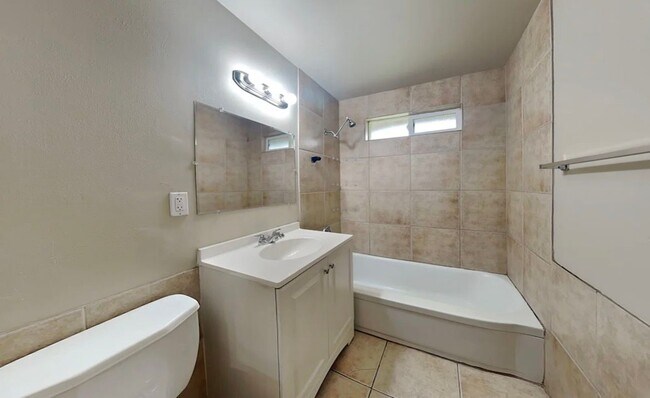 Foto del edificio - 2191 Pinetop Ln