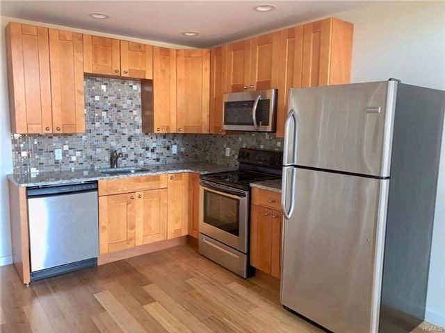 Primary Photo - 231 Reynolds Rd