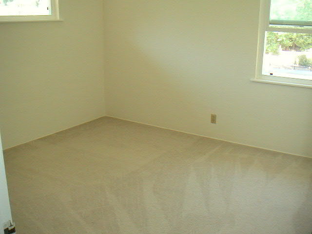 Bedroom - 91 E Empire St
