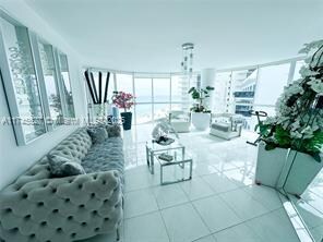 Foto del edificio - 6301 Collins Ave