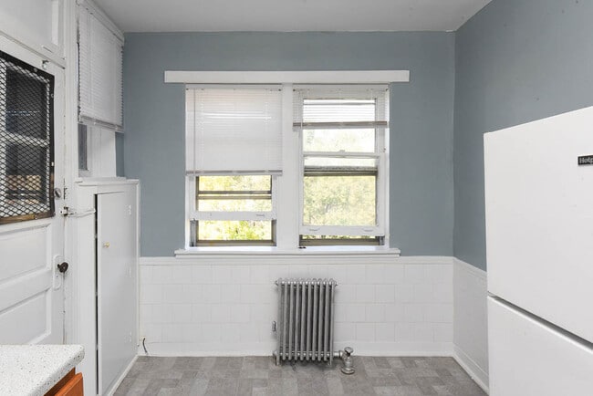 Foto del edificio - 4649.5 N Elston Ave