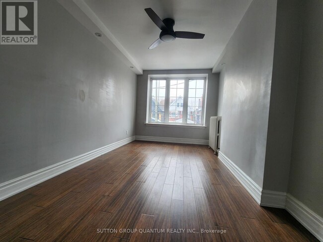 Building Photo - 291 A Roncesvalles Ave