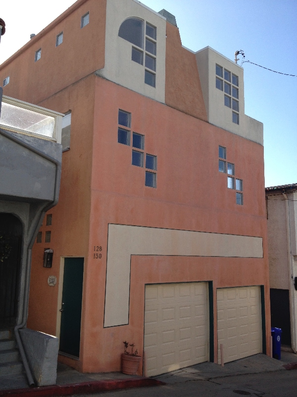 Building Photo - 130 Gull St