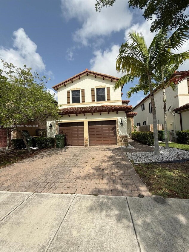 Foto principal - 156 NE 24th Ave