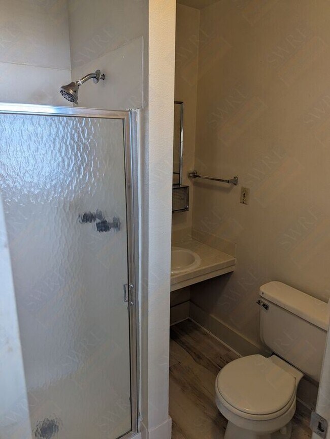 Foto del edificio - Available now! View Today by calling Rentl...