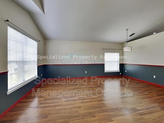 Foto del edificio - 979 Hacienda Cir
