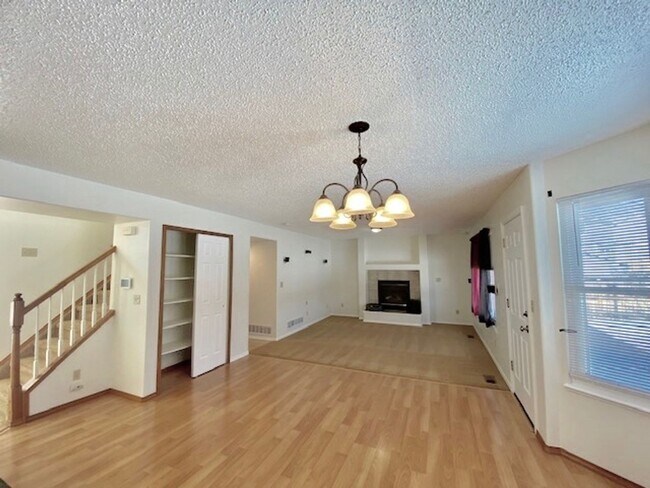 Building Photo - Spacious Briargate 4 Bedroom/3.5 Bathroom Home with huge Yard
