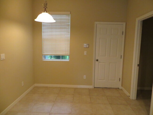Building Photo - 5303 Cape Hatteras Dr