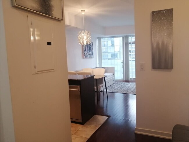 Photo du bâtiment - 12 York St