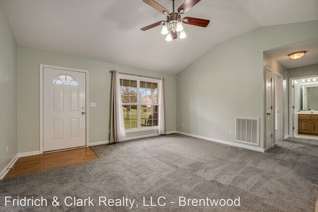 Building Photo - 3 br, 2 bath House - 3424 Clegg Dr