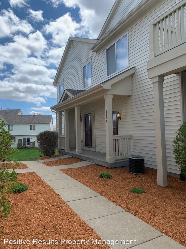 Building Photo - 2 br, 1.5 bath House - 6555 Broadcast Pkwy