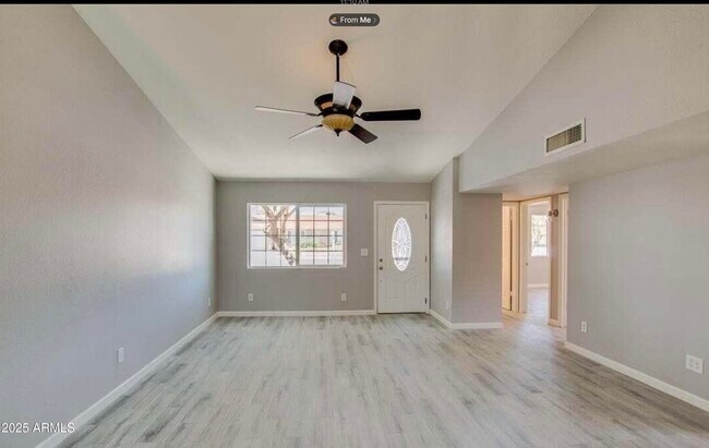 Foto del edificio - 743 W Rosal Pl