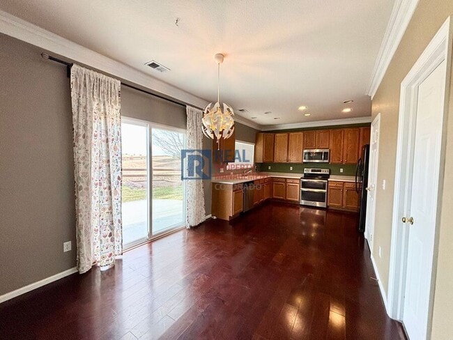 Foto del edificio - 16800 E Hollow Horn Ave