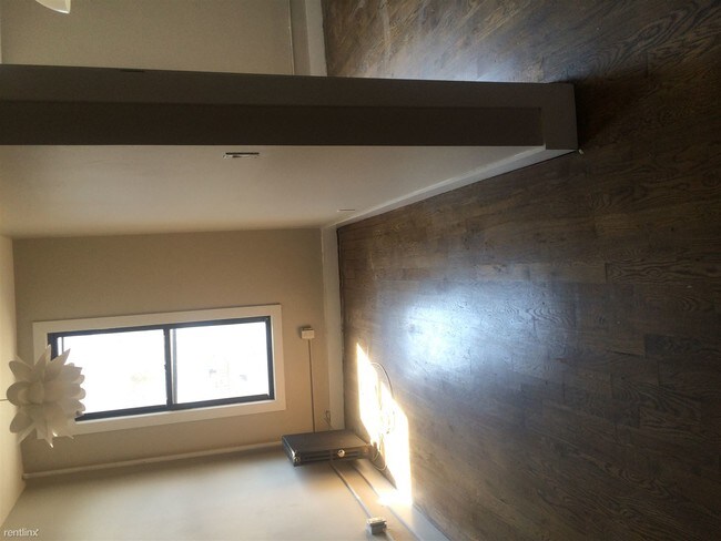 Building Photo - 1017 Wyckoff Ave