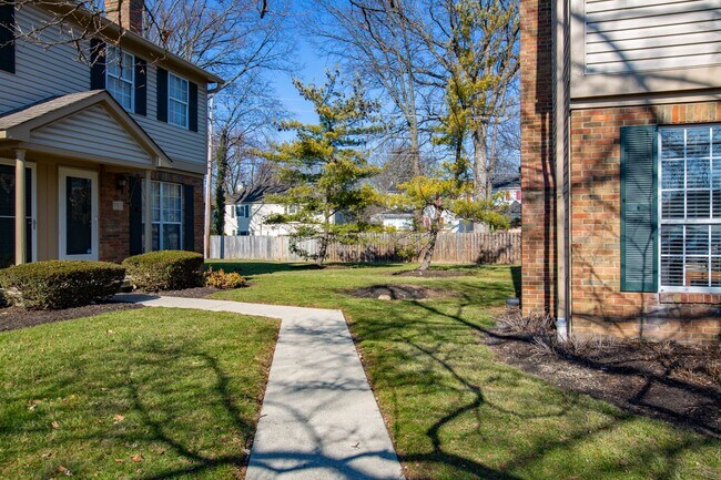 Foto del edificio - 7778 Deercrest Ct