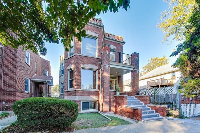 Foto del edificio - 1506 W Thome Ave