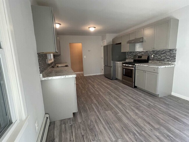 Foto del edificio - 3 Sharon Ln