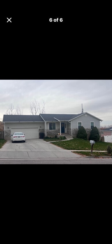 Primary Photo - 2350 S 385 W