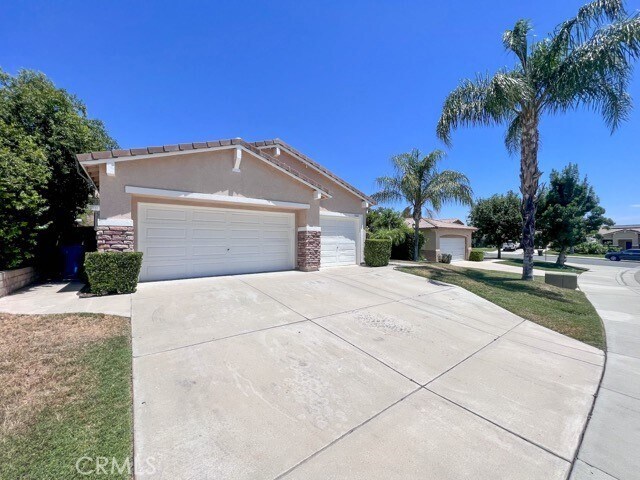 Building Photo - 15082 Hayden Ct