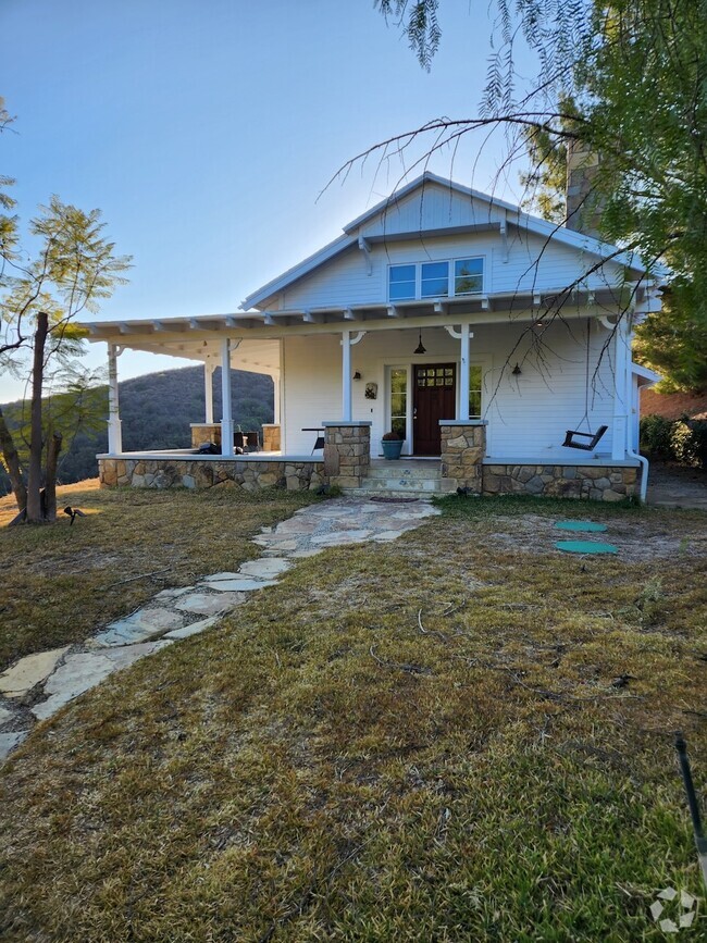 Building Photo - 3838 Paseo Primario