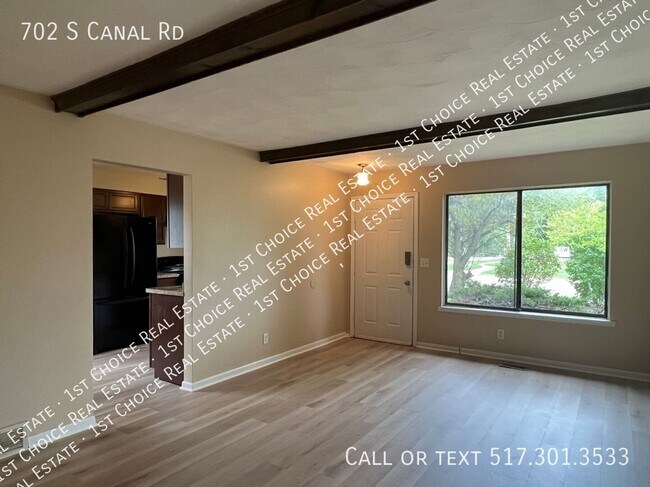 Foto del edificio - 702 S Canal Rd