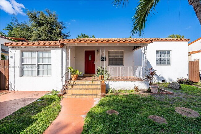 Photo - 2315 SW 17th St House