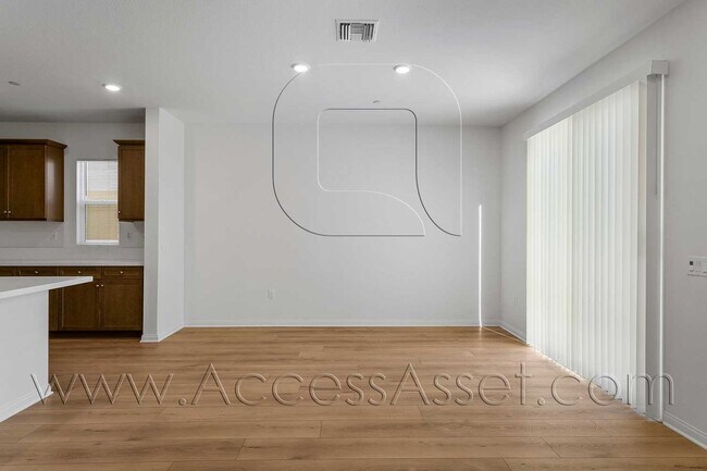 Building Photo - 4812 Sicily Dr