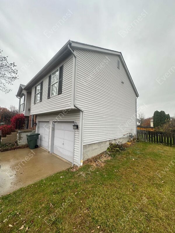 Building Photo - 4048 Brook Run Dr