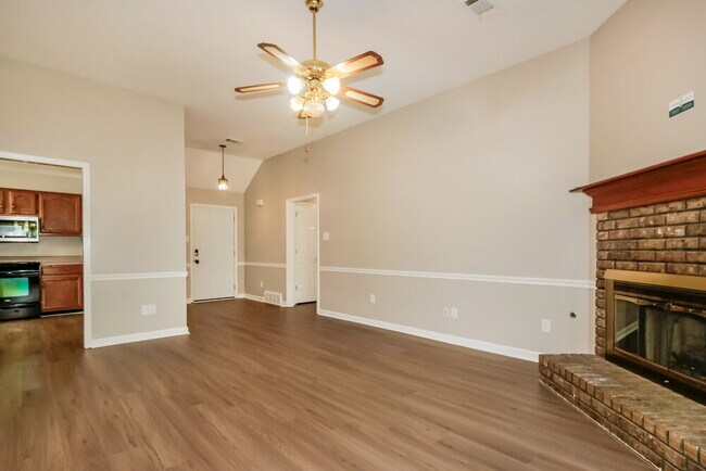 Foto del edificio - 7481 Gingerhill Ln