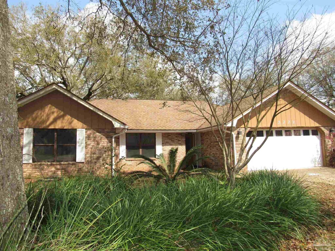 Primary Photo - 2772 Glen Eden Dr