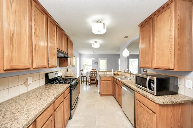Foto del edificio - 25306 Sierra Woods Ln