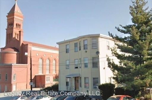 Building Photo - 18 Tiber St