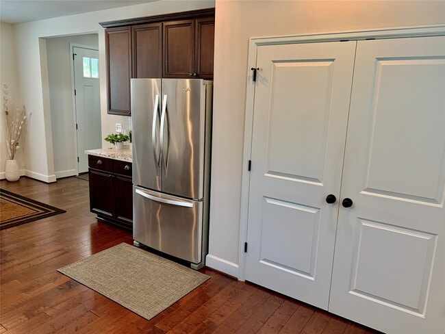 Foto del edificio - 25114 Glen Loch Dr