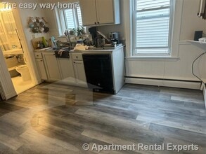 Building Photo - 103 Arlington St