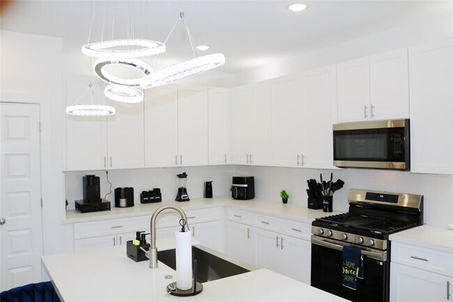 Foto del edificio - 5204 Gold St