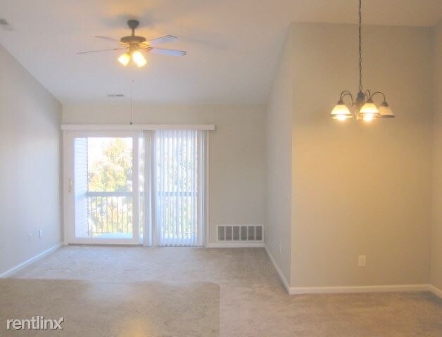 Building Photo - 42563 Lilley Pointe Dr