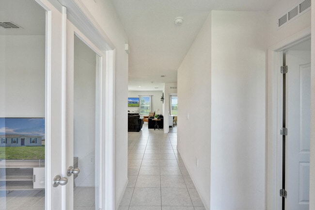 Foto del edificio - 1744 SE North Blackwell Dr